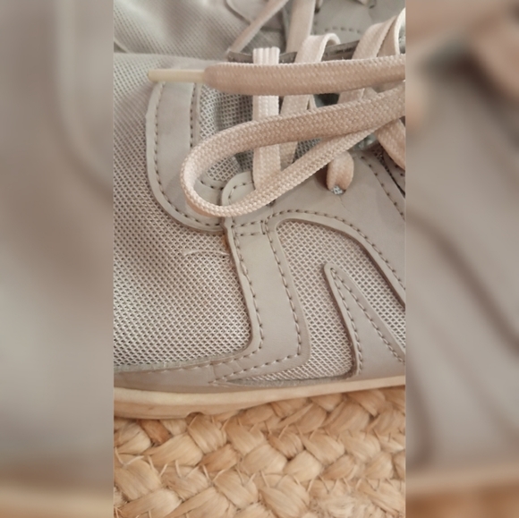 Decathlon Sports Shoes - Picture 10 of 13